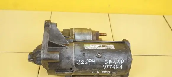 Suzuki Grand Vitara II Starter motor D7R49 F9QB2