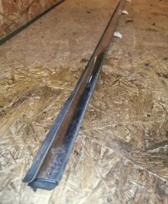 Opel Antara Front door trim bar 