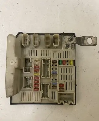Renault Scenic II - Grand scenic II Fuse module 8200481866