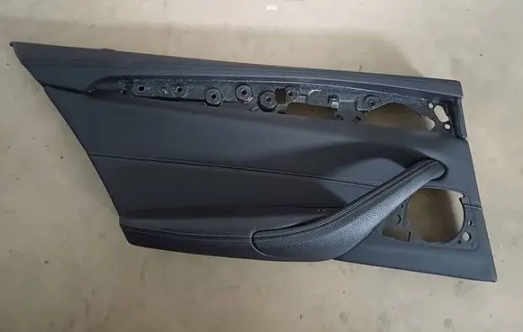 BMW 5 G30 G31 Front door card panel trim 2845895 JC2845895