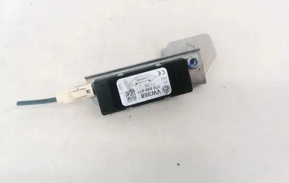 Volkswagen Touran I Antenna control unit 1T0035577