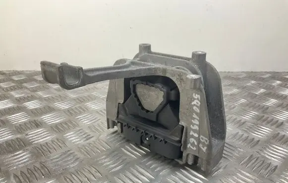 Seat Leon (5F) Engine mount bracket 5Q0199262