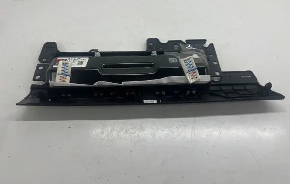 Tesla Model 3 Knee airbag 114375300A 107782600D