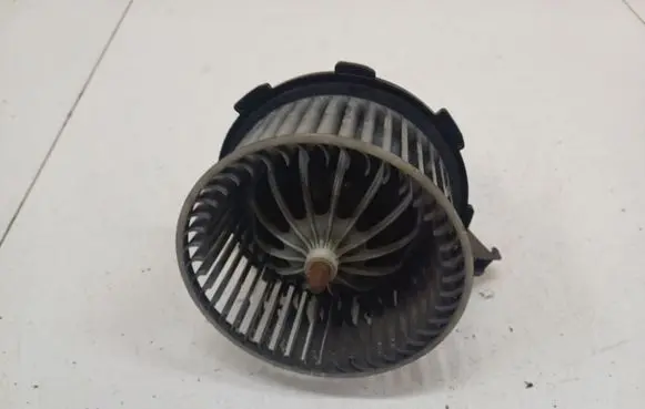 Audi A5 8T 8F Heater fan/blower 8K2820021