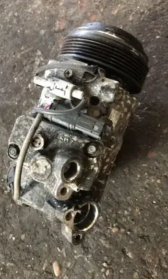 BMW 1 E81 E87 Air conditioning (A/C) compressor (pump) 6987862