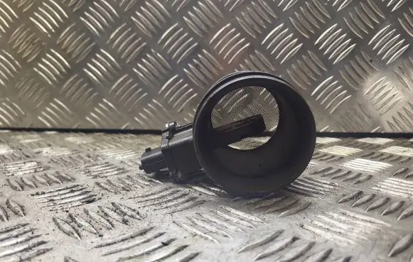 Opel Zafira B Mass air flow meter AFH60