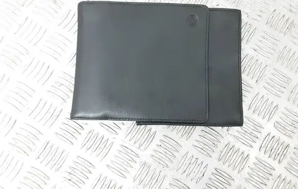 Volkswagen Golf VII Owners service history hand book 
