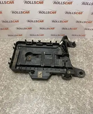 Battery box tray