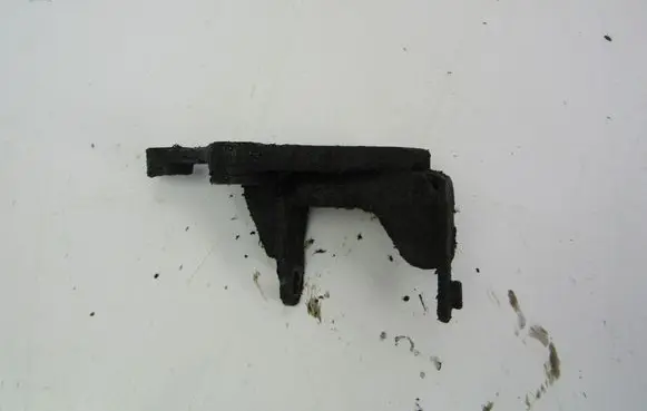 Hyundai Getz Power steering pump mounting bracket 