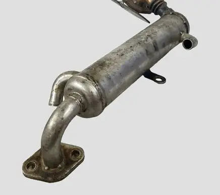 Opel Astra H EGR valve cooler 83633151