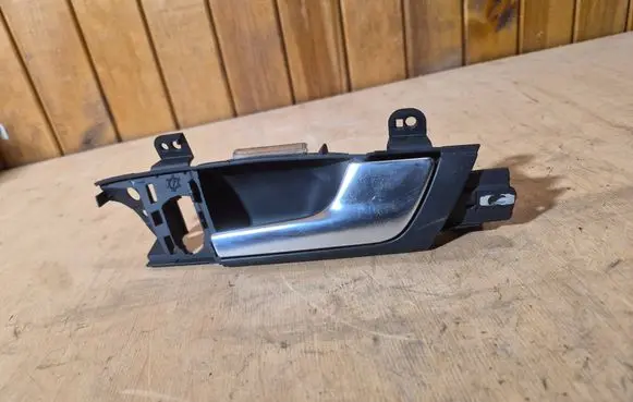 Audi A3 S3 8P Front door interior handle 8P4837020