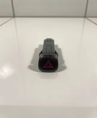 Volvo S80 Hazard light switch 9168302 04W432