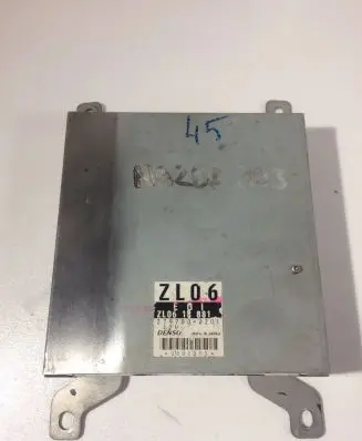 Mazda 323 F Engine control unit/module ZL0618881
