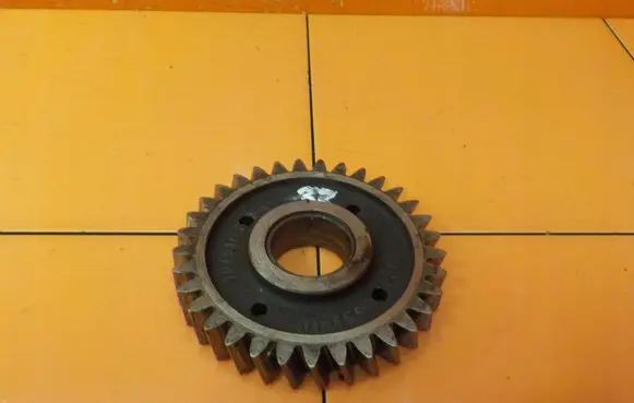 Volkswagen Touareg I Timing chain sprocket 11XZ37