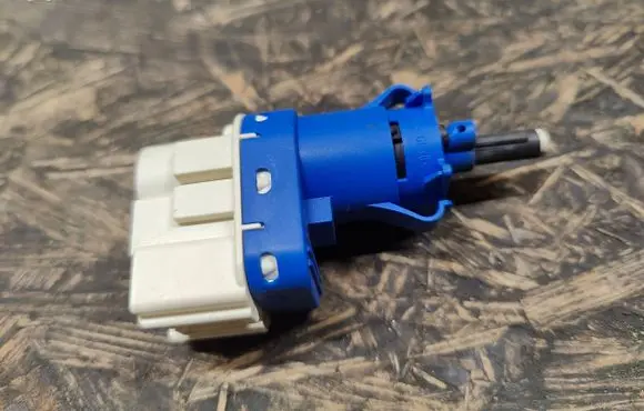 Land Rover Discovery 4 - LR4 Brake pedal sensor switch 7E5T96854AA