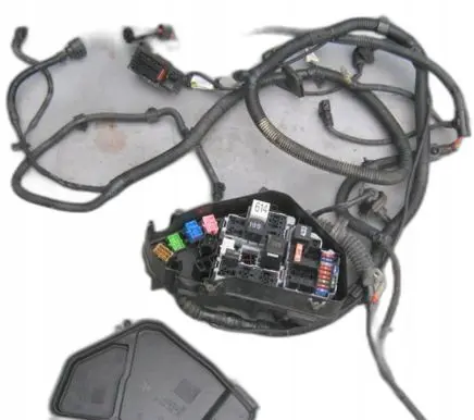 Volkswagen Touareg II Fuse box set 7P6971072AG