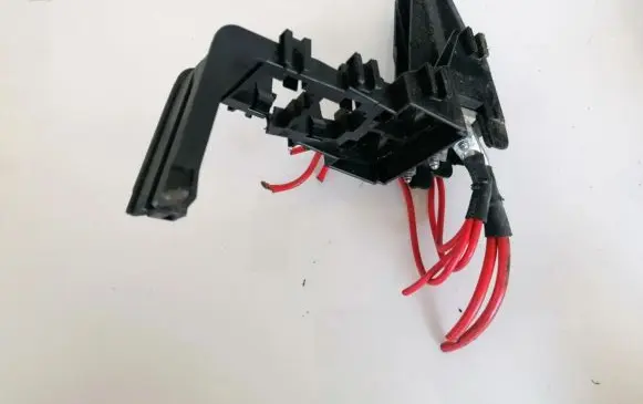 Audi A4 S4 B5 8D Fuse box set 8l0937503b