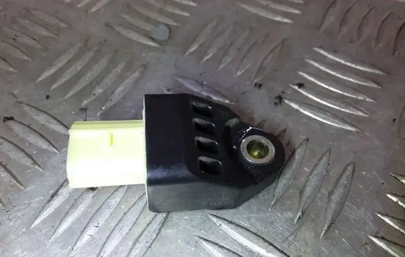 Subaru Legacy Airbag deployment crash/impact sensor 98237AG000 76481XKSQ
