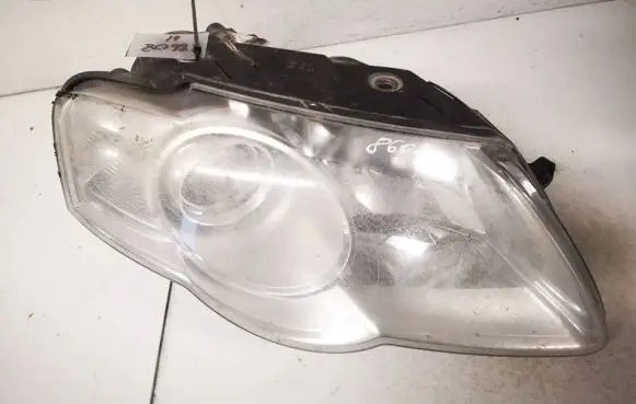 Volkswagen PASSAT B6 Headlight/headlamp 3c0941006q