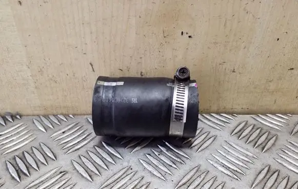 Toyota Avensis T270 Intercooler hose/pipe