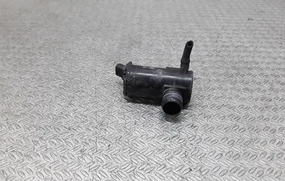 SsangYong Rexton Windscreen/windshield washer pump