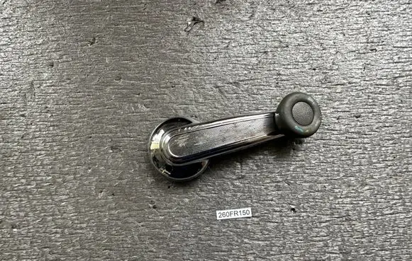 Nissan Patrol 260 Front door window winding handle 8076004B02