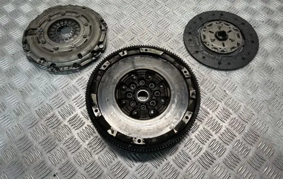 Mercedes-Benz A W176 Clutch set kit A0262500501