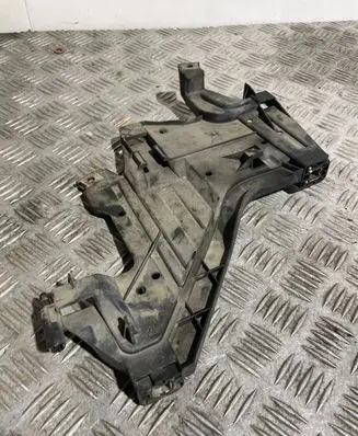 Audi A4 S4 B8 8K Headlight/headlamp mounting bracket 1301073033