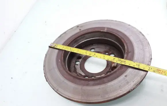 Mercedes-Benz E W124 Rear brake disc