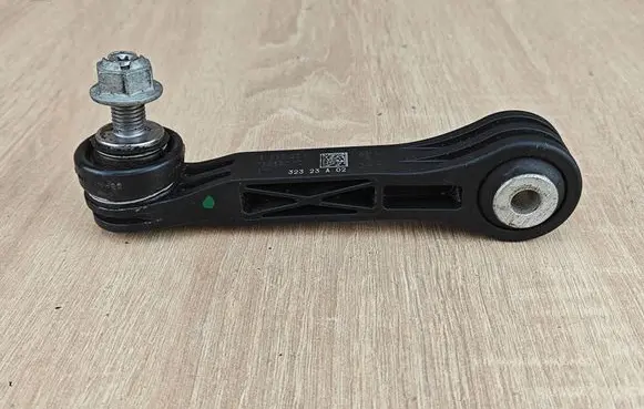 BMW X6 G06 Rear anti-roll bar/stabilizer link 6882924