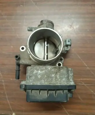 Peugeot 307 Throttle valve 9652682880