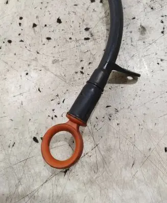Volkswagen Golf V Oil level dip stick 03g103634af