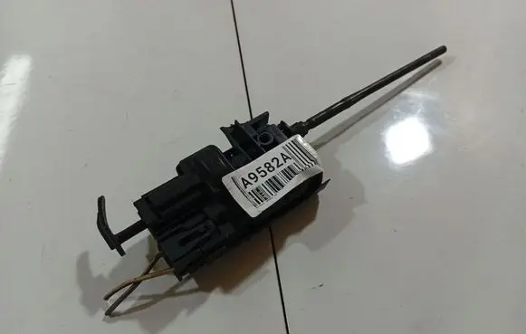 Renault Scenic III - Grand scenic III Central locking motor 8200312600D