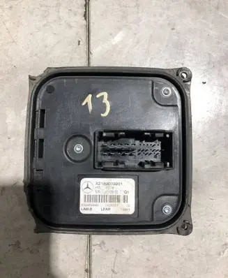 Mercedes-Benz C W204 LED ballast control module A2189009901