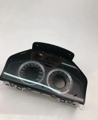 Volvo V70 Speedometer (instrument cluster) 31270366AA
