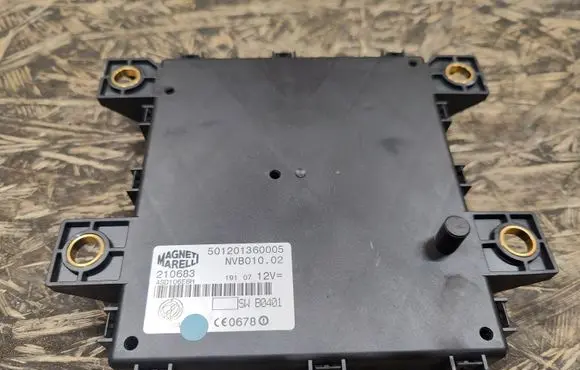 Maserati Quattroporte Tailgate/trunk control unit/module 501201360005 210683