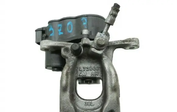 Mercedes-Benz CLA C118 X118 Rear brake caliper 