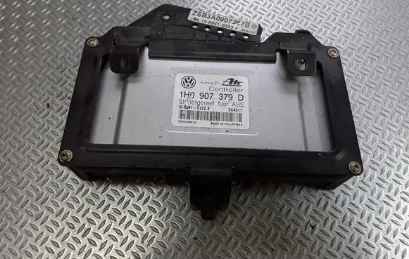 Volkswagen Golf III ABS control unit/module 1H0907379D