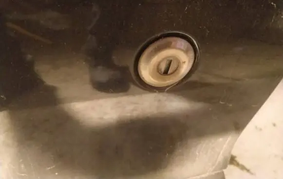 Renault Megane I Front door lock (next to the handle) uysed