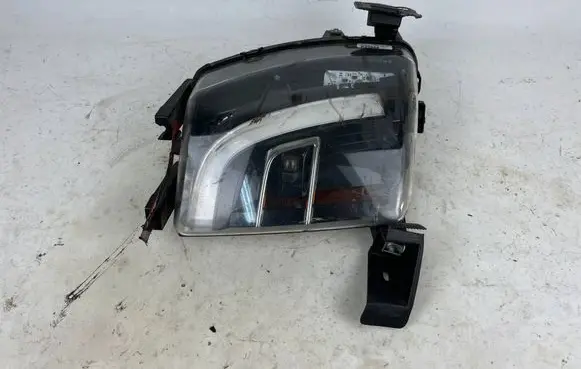 Tesla Model X Front fog light 103432700A