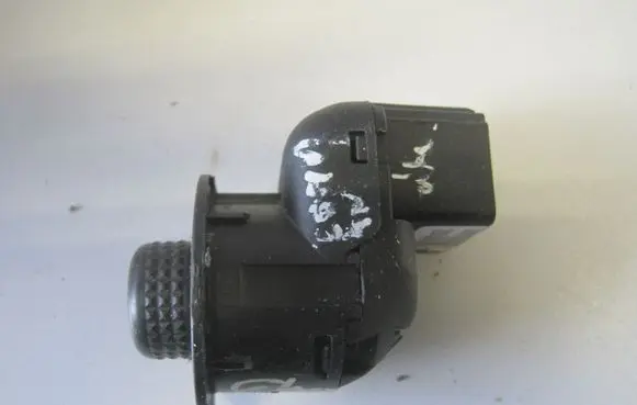 Jeep Grand Cherokee (WK) Wing mirror switch 04602789AA