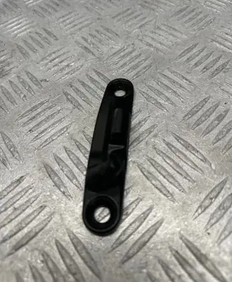 Volkswagen Transporter - Caravelle T6 Sliding door lock loop/hook striker 7e0843842a