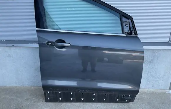 Ford Kuga II Front door 