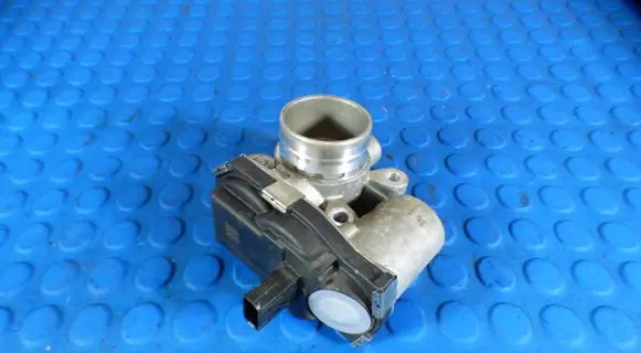 Opel Corsa E Throttle body valve 12637658BB 0635AB 0857F