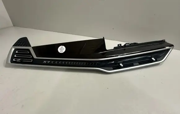 BMW X7 G07 Dashboard glove box trim 9634802