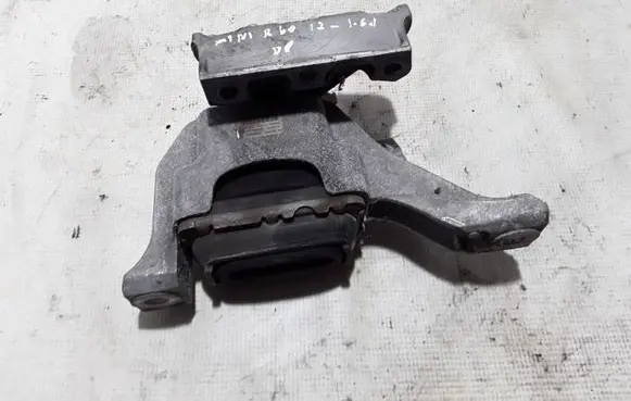 Mini Cooper Countryman R60 Engine mount bracket 6779805