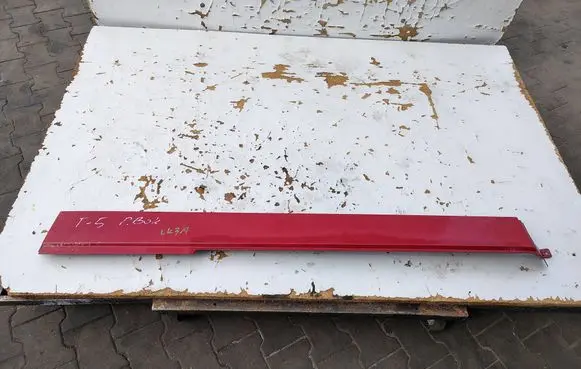 Volkswagen Transporter - Caravelle T5 Sliding door trim (molding) 7H3843796D