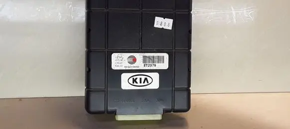 KIA Sportage ABS control unit/module ET2379 K01A67880B
