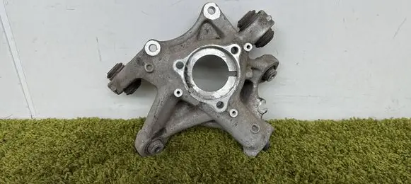 Tesla Model 3 Rear wheel hub spindle/knuckle 1044416-00-f