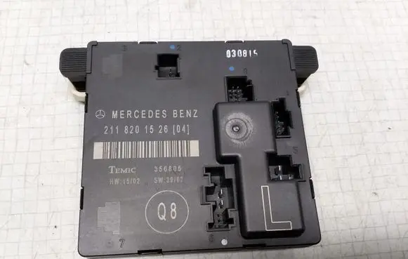 Mercedes-Benz E W211 Door control unit/module 2118201526